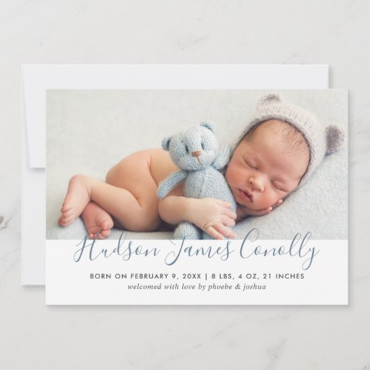 ブルースクリプトモダン男の赤ちゃんフォト誕生 案内状 (正面)