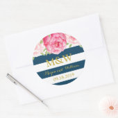 ブルーストライプフローラモノグラム結婚式の引き出物ラベル ラウンドシール (封筒)