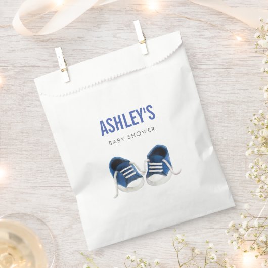 ブルースニーカー赤ちゃんシャワーお気に入りバッグトリートサック フェイバーバッグ (クリップ留めされた状態)