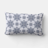 ブルースノーフレークダマスク模様 ランバークッション (裏面)