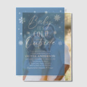 ブルースノーフレークベビーベビーシャワー外は寒い ベラム紙招待状 (オフセット (カップル))