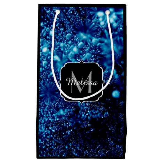 ブルースパークル抽象芸術凍っていバブルMonogram スモールペーパーバッグ (正面)