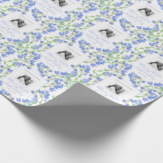 ブルースピードウェルのワイルドフラワー結婚の水色 ラッピングペーパー (角)