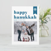 ブルータイポグラフィスノーフレーク写真ハッピーハヌカー シーズンカード (スタンド正面)