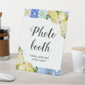 ブルータイルレモンフォトブースブライダルシャワー看板 台座サイン (インサイチュ)