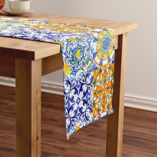 ブルータイル，シチリア，マジョリカ，モザイクアート，レモン ミディアムテーブルランナー (インサイチュ)