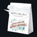 ブルーターコイズグリーンフラワードラゴンベビーシャワー フェイバーボックス<br><div class="desc">美しい青、ターコイズ、緑のドラゴンをテーマにした特典ボックスで、あなたの赤ちゃんシャワーに魅惑的なtouchを追加。繊細な花とドラゴン魅力的デザインで飾られた、この特別な機会に対する魔法と感謝の気持ちを少し持ってゲストを家に送る完璧な方法祝である。</div>