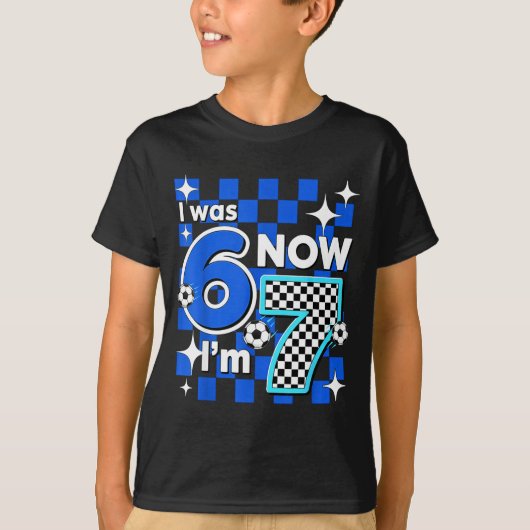 ブルーチェック柄 6歳から7歳 サッカーの誕生日 ボーイ Tシャツ (正面)