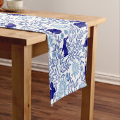 ブルーチノイスリーラビット – ヴィンテージラビット&フローラアート ショートテーブルランナー (インサイチュ)