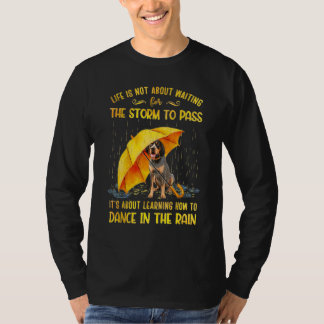 ブルーティック・クーンハウンド 踊るための学習について Tシャツ