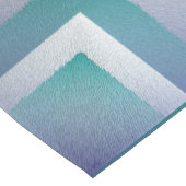 ブルーティール（緑がかった色）グレーエックスパステル ミディアムテーブルランナー (コーナー)