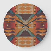 ブルーティール(緑がかった色)ダークブラウンベージュオレンジレッドトライバルアート ラージ壁時計 (正面)