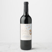 ブルーテディベアーホットエアバルーンボーイベビーシャワー ワインラベル (正面)