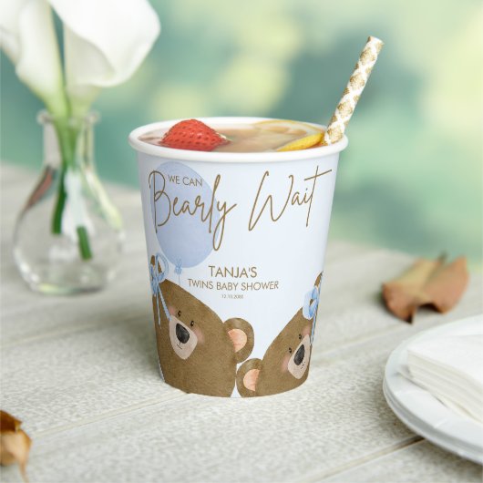 ブルーテディ我々は真珠のように双子の赤ちゃんシャワーを待つことができる 紙コップ (インサイチュ)