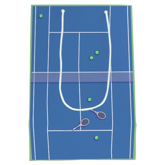 ブルーテニスコート名門私立校風のテニスモダン選手 ミディアムペーパーバッグ (裏面)