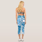 ブルーデジタル流体大理石の注絵画流のセル カプリレギンス (裏面)