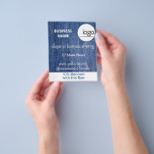 ブルーデニムロゴビジネスマーケティングプロモーション チラシ (手)