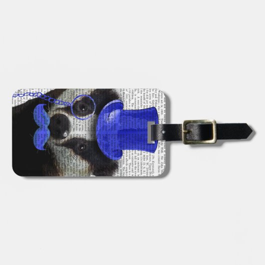 ブルートップハットと口ひげ付きアナグマ ラゲッジタグ (正面横)