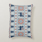 ブルーナイテッドのクリスマスセーターのトナカイ模様 アクセントクッション (裏面(縦))