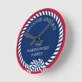 ブルーネイビーホワイトレッドモノ航海のグラムストライプ ラウンド壁時計 (傾斜)