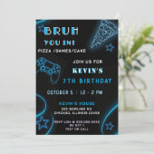 ブルーネオングローピザゲームズブルー誕生日 招待状 (スタンド正面)