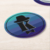 ブルーネームグラデーションイニシャルモノグラム男性へ ラウンドペーパーコースター (アングル)