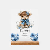 ブルーハイランド牛の誕生日ウィズサイン アクリルサイン (正面)