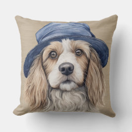 ブルーハット付き茶色と白の毛むくじゃらの犬 クッション