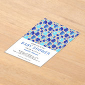 ブルーバルーンパターン男の赤ちゃんベビーシャワー アクリル招待状 (レイダウン)