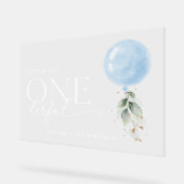 ブルーバルーン、緑、最初の誕生日へようこそ アクリルサイン (傾斜)