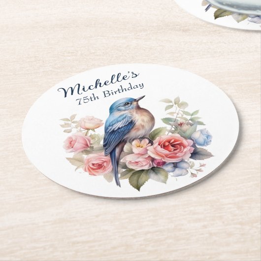ブルーバードピンクの花75誕生日 ラウンドペーパーコースター (アングル)