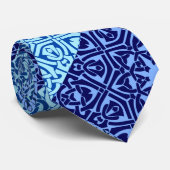 ブルーパターンネックタイの色合い ネクタイ (ロール)