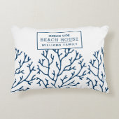 ブルーパーソナライズされたコーラルパターン – ビーチハウス アクセントクッション (正面)