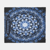 ブルーパーソナライズされたフローラガラスマンダラ フリースブランケット (正面(横))
