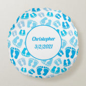 ブルーパーソナライズされた男の赤ちゃんベビー足ラウンドピロー ラウンドクッション (正面)