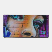 ブルーパープルはっきりしたグラフィティガール デスクマット (正面)