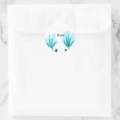 ブルーパープルtフローラ水彩追加ネーム文字thro ラウンドシール (バッグ)