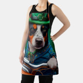 ブルーヒーラー犬が自転車を運転する聖パトリックの日 エプロン (インサイチュ)