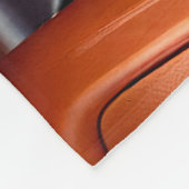 ブルーヒーラー犬が自転車を運転する聖パトリックの日 フリースブランケット (角)