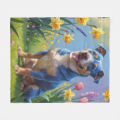 ブルーヒーラー犬の春の花の絵 フリースブランケット (正面(横))