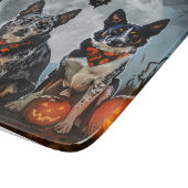 ブルーヒーラー・ハロウィーンの不気味な犬 カッティングボード (角)
