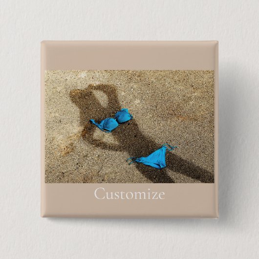 ブルービキニビーチサンドサンダー_コーブ 缶バッジ (正面)