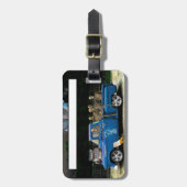 ブルーピックアップトラックとスケルトンクルー ラゲッジタグ (正面縦)