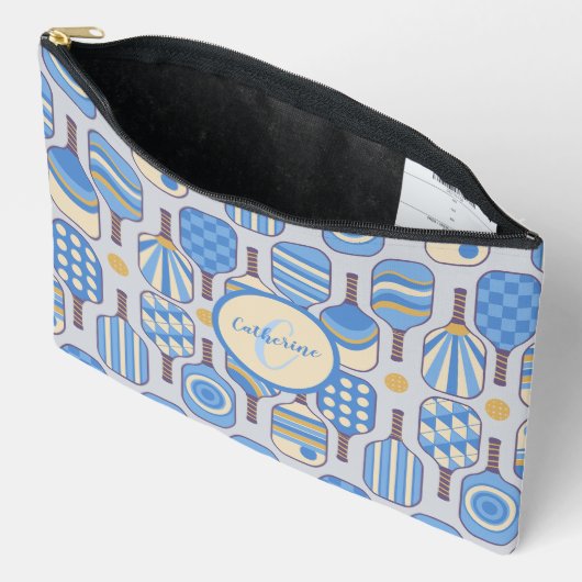 ブルーピックボールのパドルとモノグラム アクセサリーポーチ (見開き)