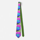 ブルーピンクのファンキーレトロなヒマワリの写真 ネクタイ (正面)
