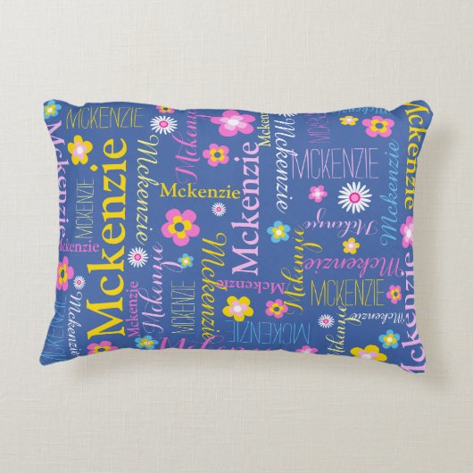 ブルーピンクの黄色の女の子マッケンジー名 アクセントクッション (裏面)