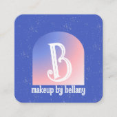 ブルーピンクモダングラデーションのモノグラムのメイクアップアーティスト スクエア名刺 (正面)