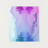 ブルーピンク山脈の森の風景が呼吸 タペストリー (正面)