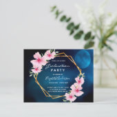 ブルーピンク花模様の卒業式パーティーの招待状 ポストカード (スタンド正面)