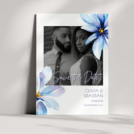 ブルーフラワーウォーターカラー白黒写真結婚の写真 セーブザデート